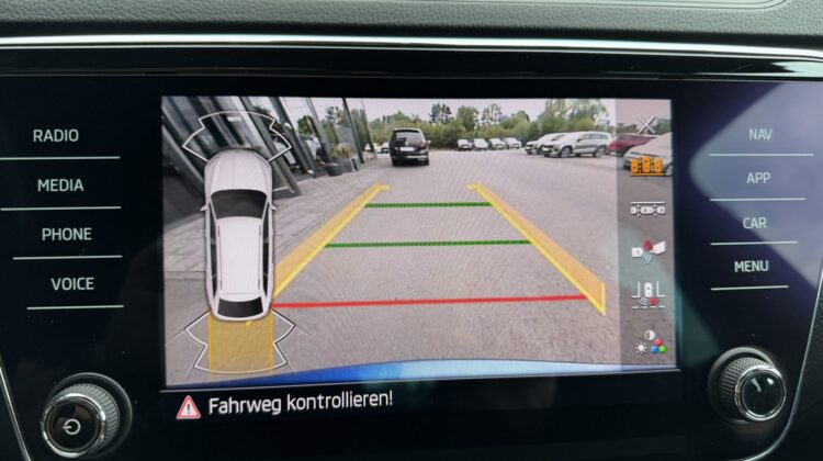 Superb 1,4TSi PlugIn Kombi Sportline iV AHK Sthz