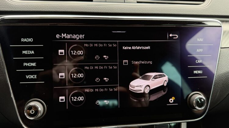 Superb 1,4TSi PlugIn Kombi Sportline iV AHK Sthz