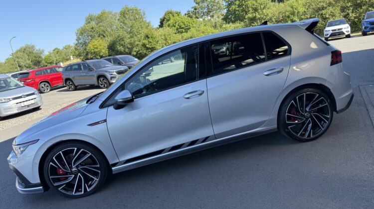 Golf VIII GTI Clubsport H/K Sound 19″ IQ DCC HUD