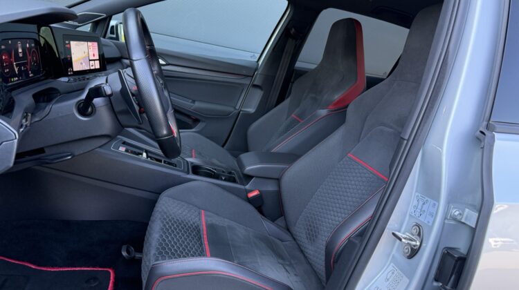 Golf VIII GTI Clubsport H/K Sound 19″ IQ DCC HUD