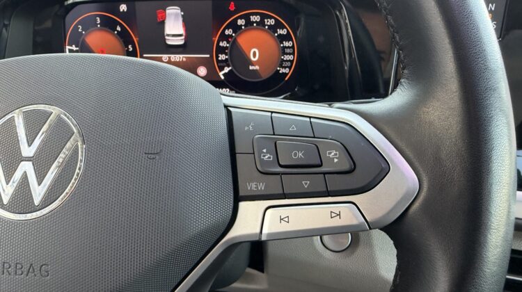 T7 Multivan 2,0TDi 110kw DSG 7-Sitze Pano Navi