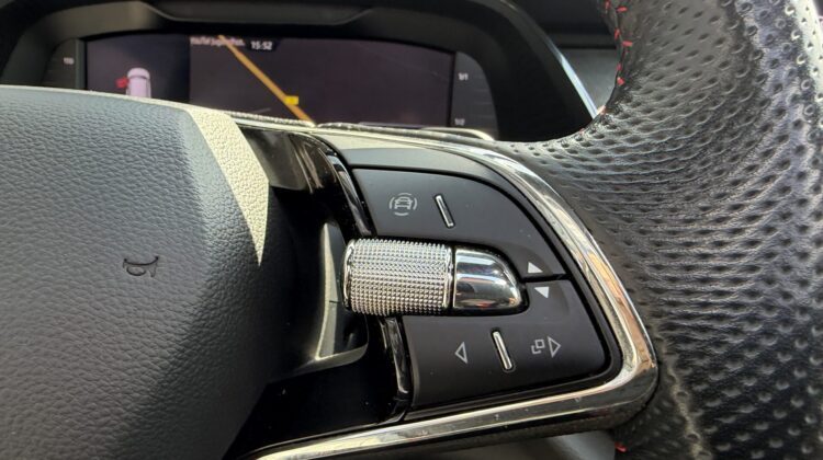 Octavia 2,0TDi Combi RS Pano 19″ Alcan. Massage