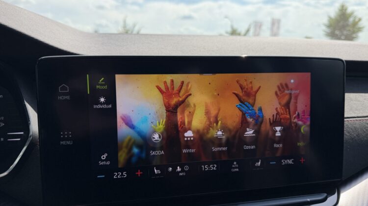 Octavia 2,0TDi Combi RS Pano 19″ Alcan. Massage