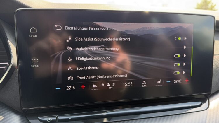 Octavia 2,0TDi Combi RS Pano 19″ Alcan. Massage