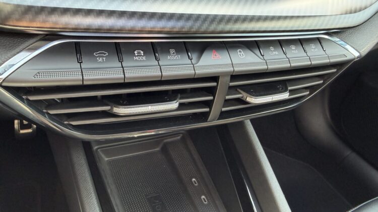 Octavia 2,0TDi Combi RS Pano 19″ Alcan. Massage