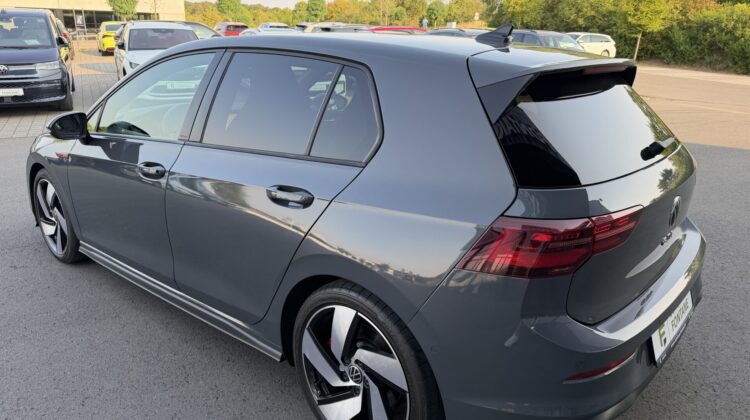 Golf VIII DSG GTI IQ-Light Alcantara Virtual