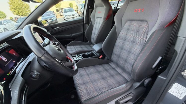 Golf VIII DSG GTI IQ-Light Alcantara Virtual