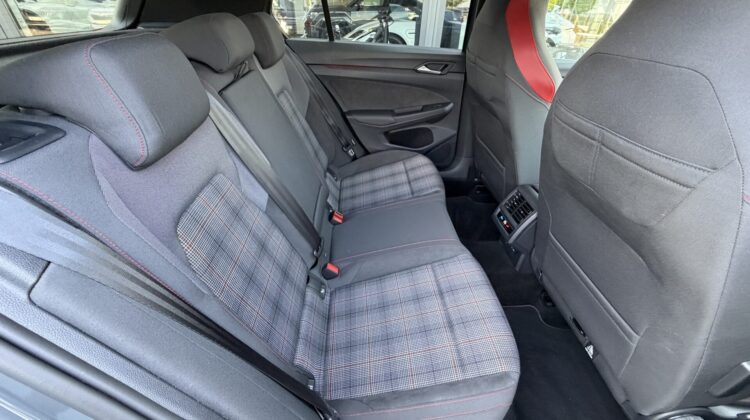 Golf VIII DSG GTI IQ-Light Alcantara Virtual