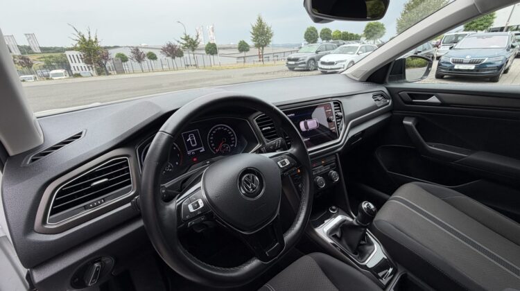 T-Roc Style Kamera AHK MFL Tempomat PDC 2x