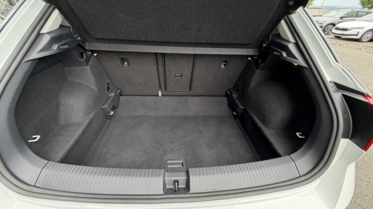 T-Roc Style Kamera AHK MFL Tempomat PDC 2x