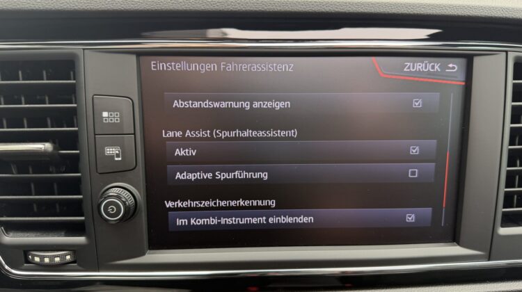 Leon ST Cupra 300PS 4Drive Pano Alcantara Navi