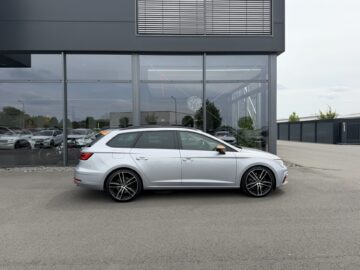 Leon ST Cupra 300PS 4Drive Pano Alcantara Navi