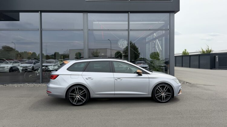 Leon ST Cupra 300PS 4Drive Pano Alcantara Navi