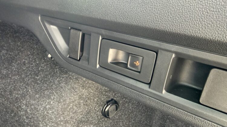 Octavia Kombi 2.0TSI RS Pano AHK Leder Canton