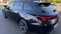 Leon Sportstourer 2.0TSI 4Drive Pano Schalensitz