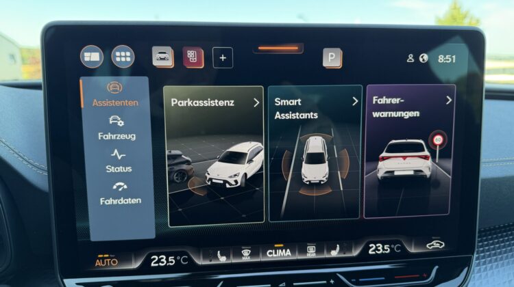 Leon Sportstourer 2.0TSI 4Drive Pano Schalensitz