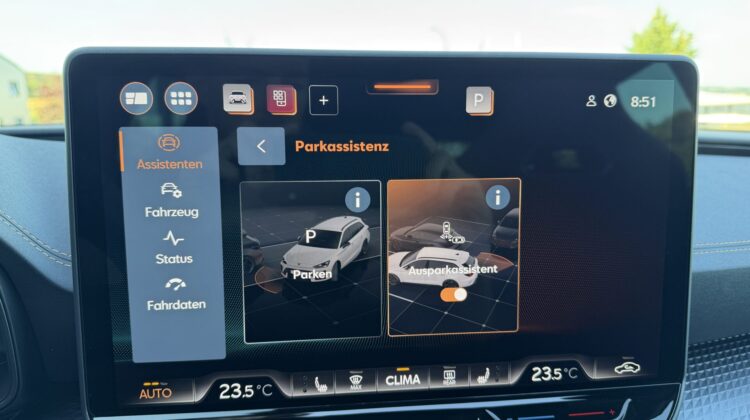 Leon Sportstourer 2.0TSI 4Drive Pano Schalensitz