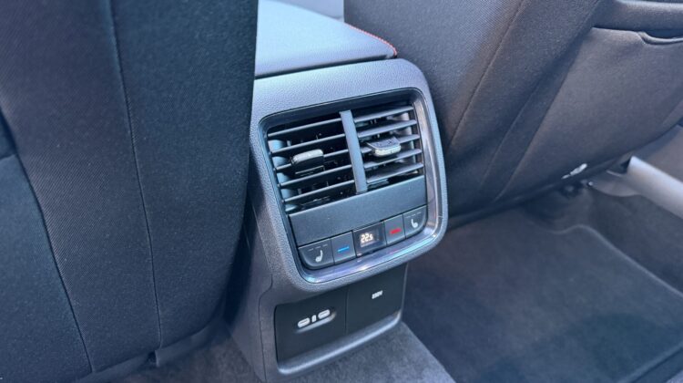 Octavia Kombi 2,0TSi RS Pano AHK 19″ Matrix ACC