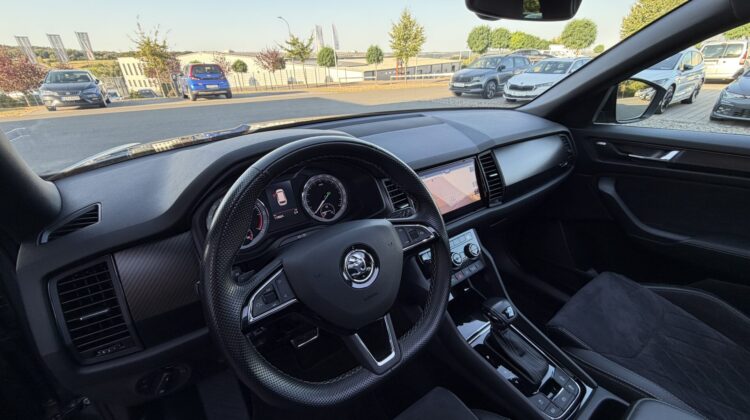 Kodiaq 2,0TDi Sportline 4×4 Pano AHK Standhz.