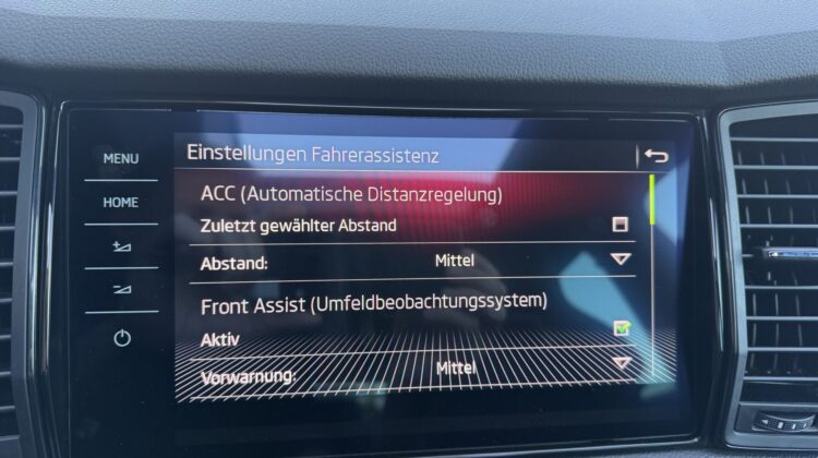 Kodiaq 2,0TDi Sportline 4×4 Pano AHK Standhz.
