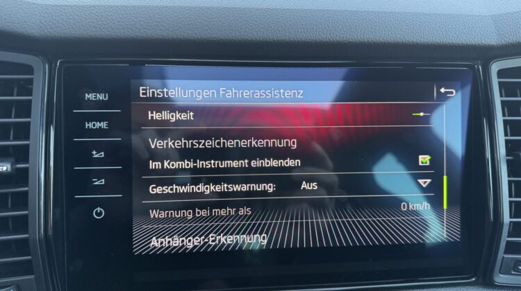 Kodiaq 2,0TDi Sportline 4×4 Pano AHK Standhz.