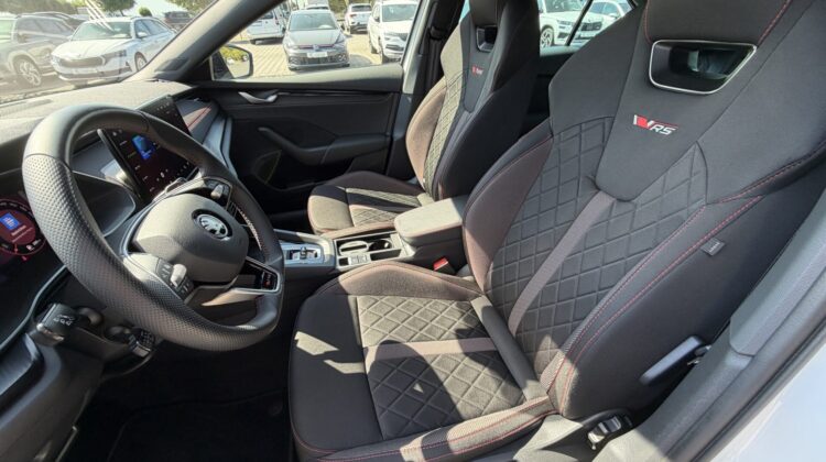 Octavia Limo 2.0TSI RS Facelift AHK Matrix ACC