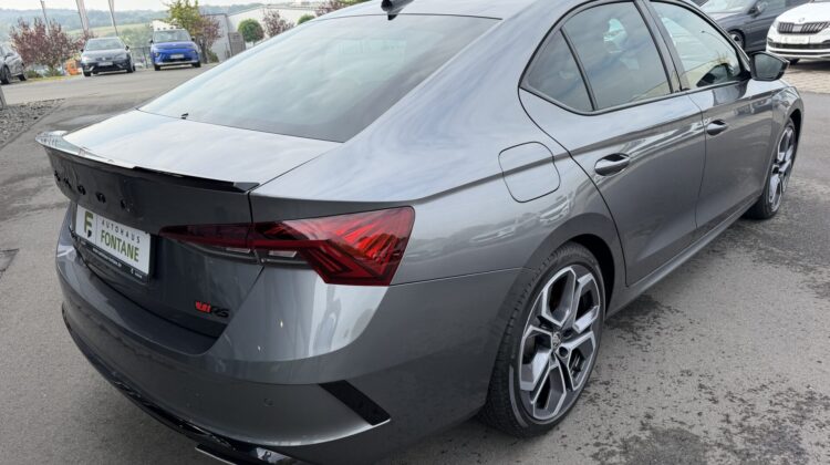 Octavia Limo 2,0TDi RS 4×4 19″ AHK Leder Standheizung
