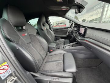 Octavia Limo 2,0TDi RS 4×4 19″ AHK Leder Standheizung