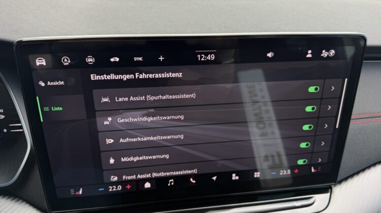 Octavia Kombi 2.0TSI RS 19″ Virtual Facelift ACC